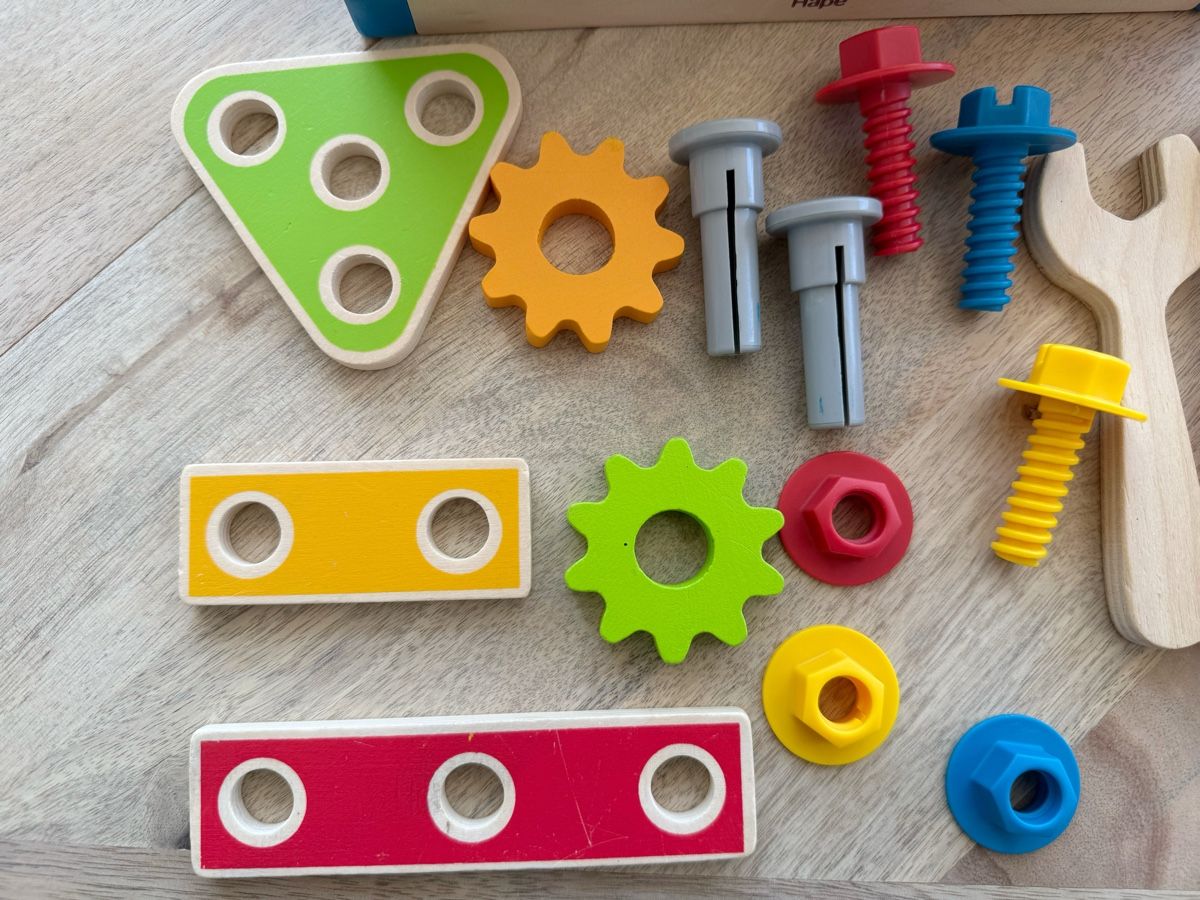 Hape Giocattoli: Hape Kinder Werkzeugkasten – Usato da Eggenwil venduto da Lissi82 3