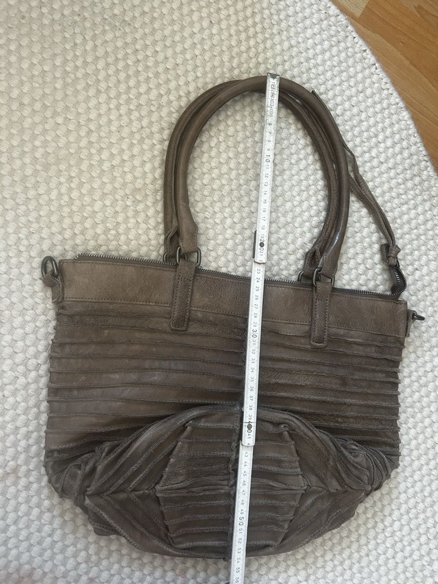 FredsBruder Sacs femmes: Fredsbruder Ledertasche – D'occasion à Uster par alin13e 5