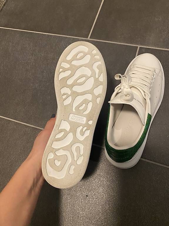 Scarpe da uomo: Alexander McQueen Oversized Sneaker ? Weiss/Grün, Gr. 39 – Usato da Rümlang venduto da NeomiM 2