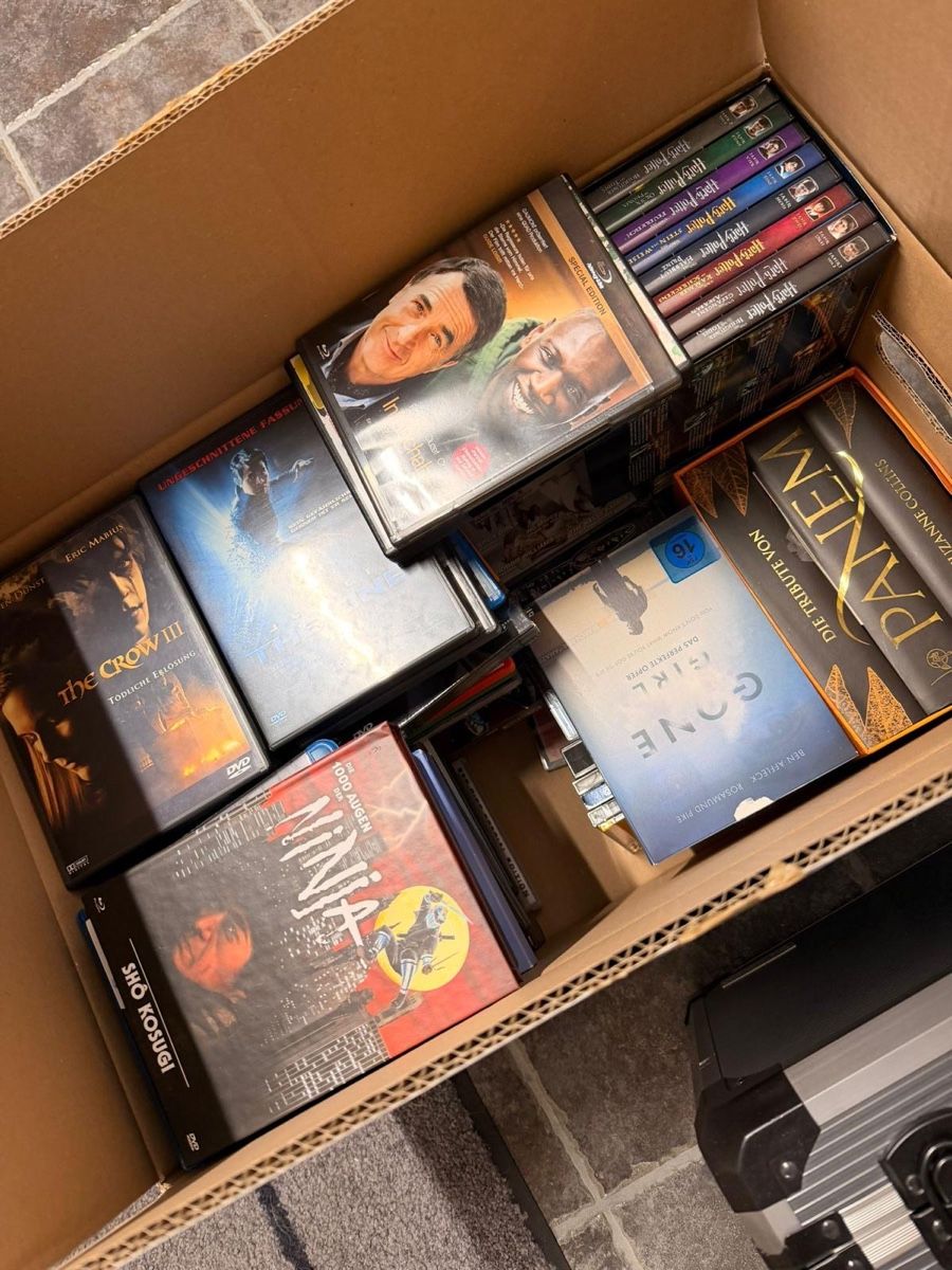 Tutti i DVDs: DVDs ca. 60 Stück – Usato da Wolfwil venduto da ISAsShop