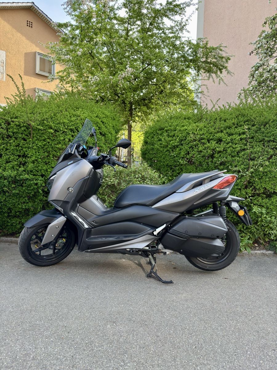 Yamaha Scooter: Yamaha XMAX 300 mit ABS – Usato da Zürich venduto da Daveischda 1