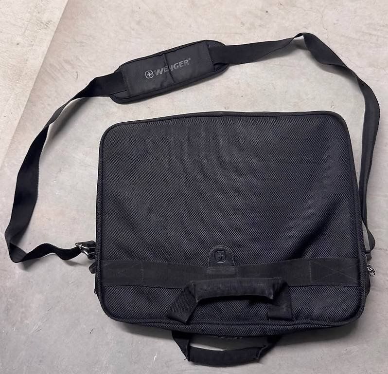 Sacs: Laptoptasche (Wenger) – D'occasion à Ottenbach par j_m_y5ct 1