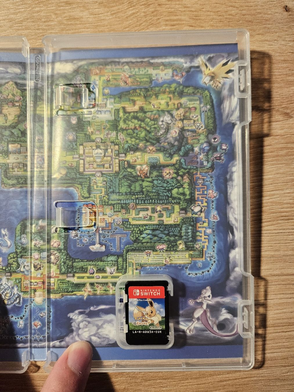 Pokémon Giochi: Pokemon let's go évoli Switch – Usato da Poliez-le-Grand venduto da enz_8vrj 2