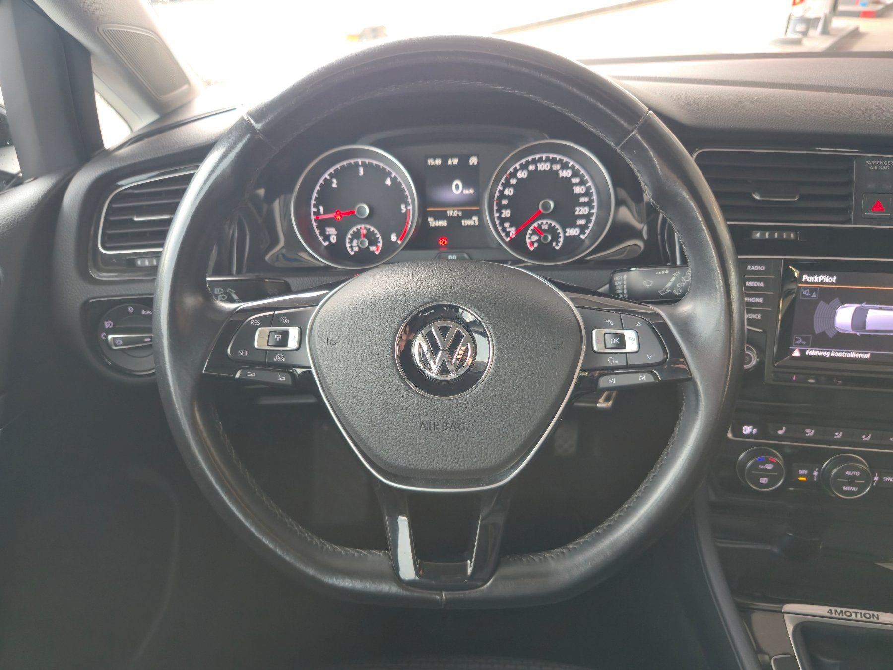 VW Automobili: VW Golf 2.0 TDI Highline 4motion – Usato da Goldach venduto da CityGOAuktion 4