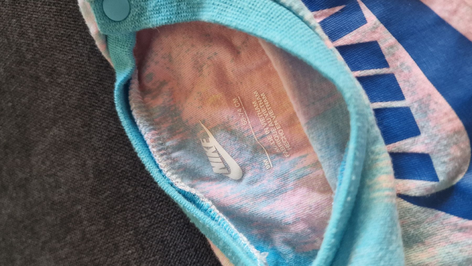 Nike Pullover & Sweatshirts: Baby Nike  – Gebraucht aus Basel von mar_jfl8 3