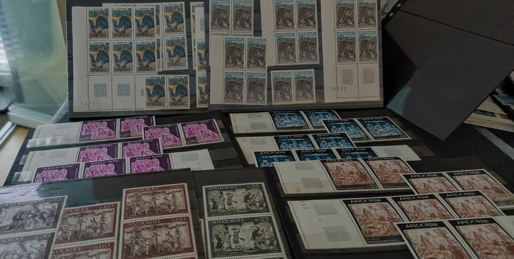 Tutti i francobolli: Briefmarken Andorra Serien ab 1967 postfrisch – Nuovo (secondo la descrizione) da Zürich venduto da pao_zn5f 8