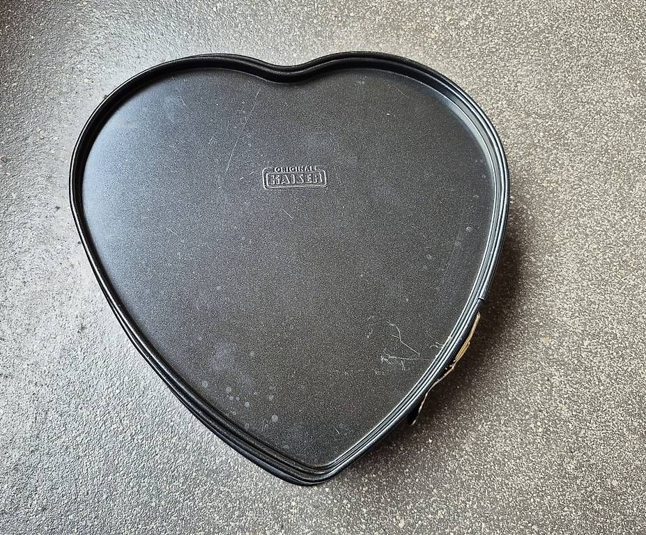 Teglie da forno: Herz Backform – Usato da St. Gallen venduto da Amelie_73 1