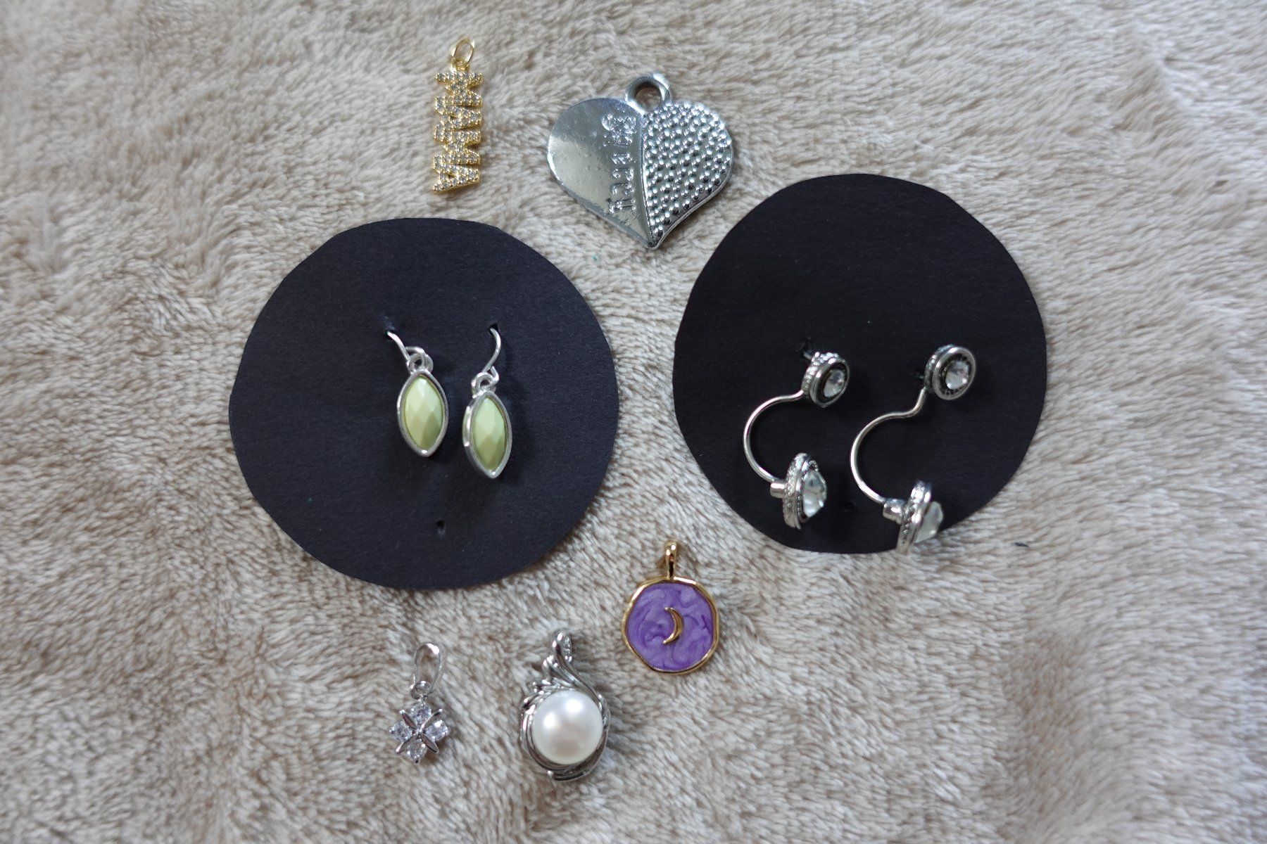 Altri gioielli: 1 schönes 41 teiliges Modeschmuck Set – Usato da rorschach venduto da Babsi64 3