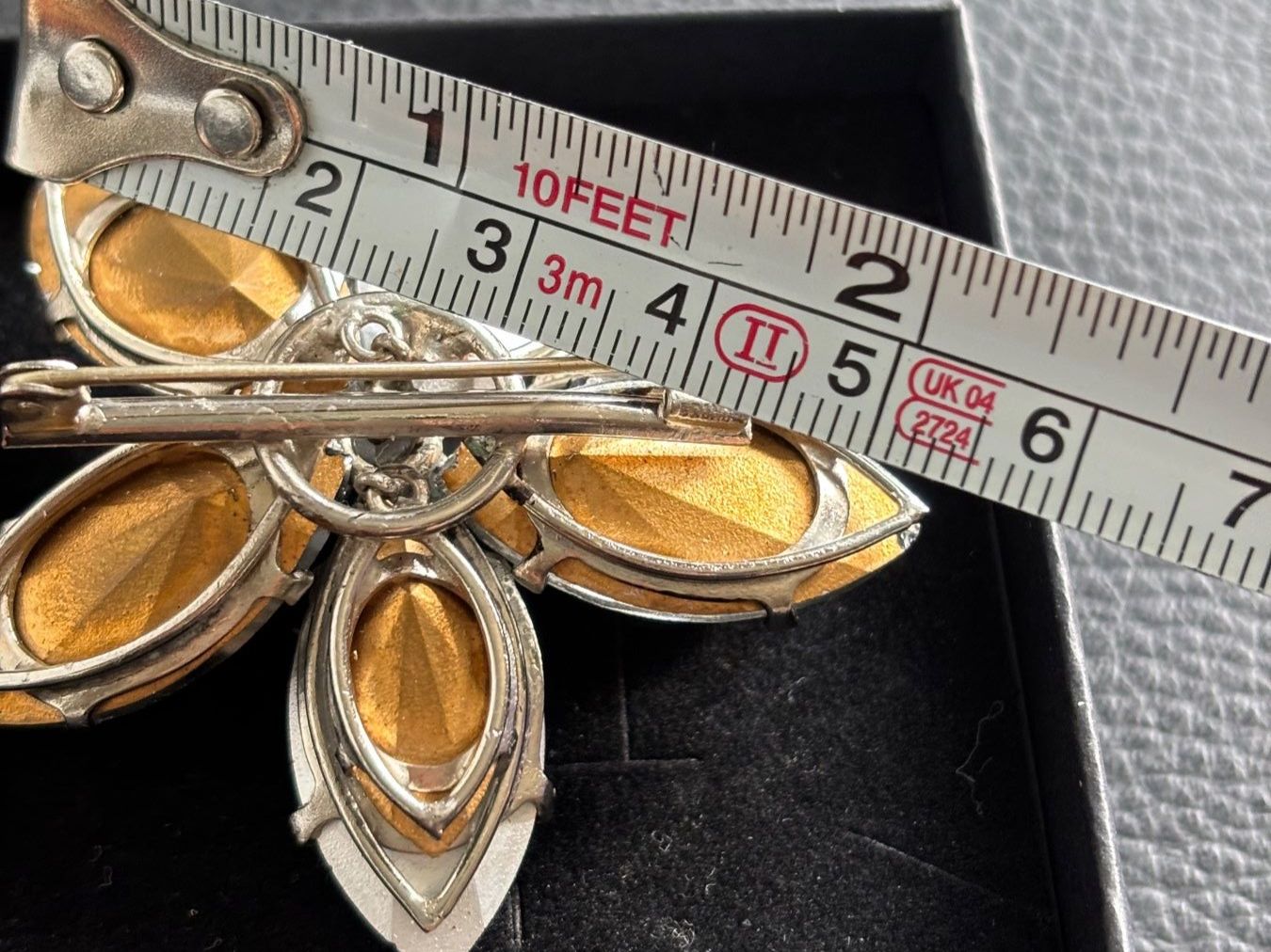 Broschen & Nadeln: Broche vintage fleur en cristaux – Gebraucht aus Peseux von Chimon59 2