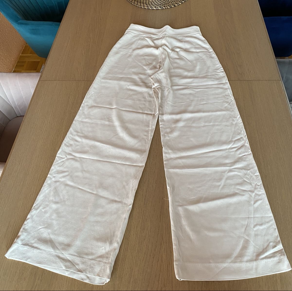Zara Pantaloni: Pantalon Zara beige clair - élégant et confortable - S – Nuovo (secondo la descrizione) da Genève venduto da swissjojo 2