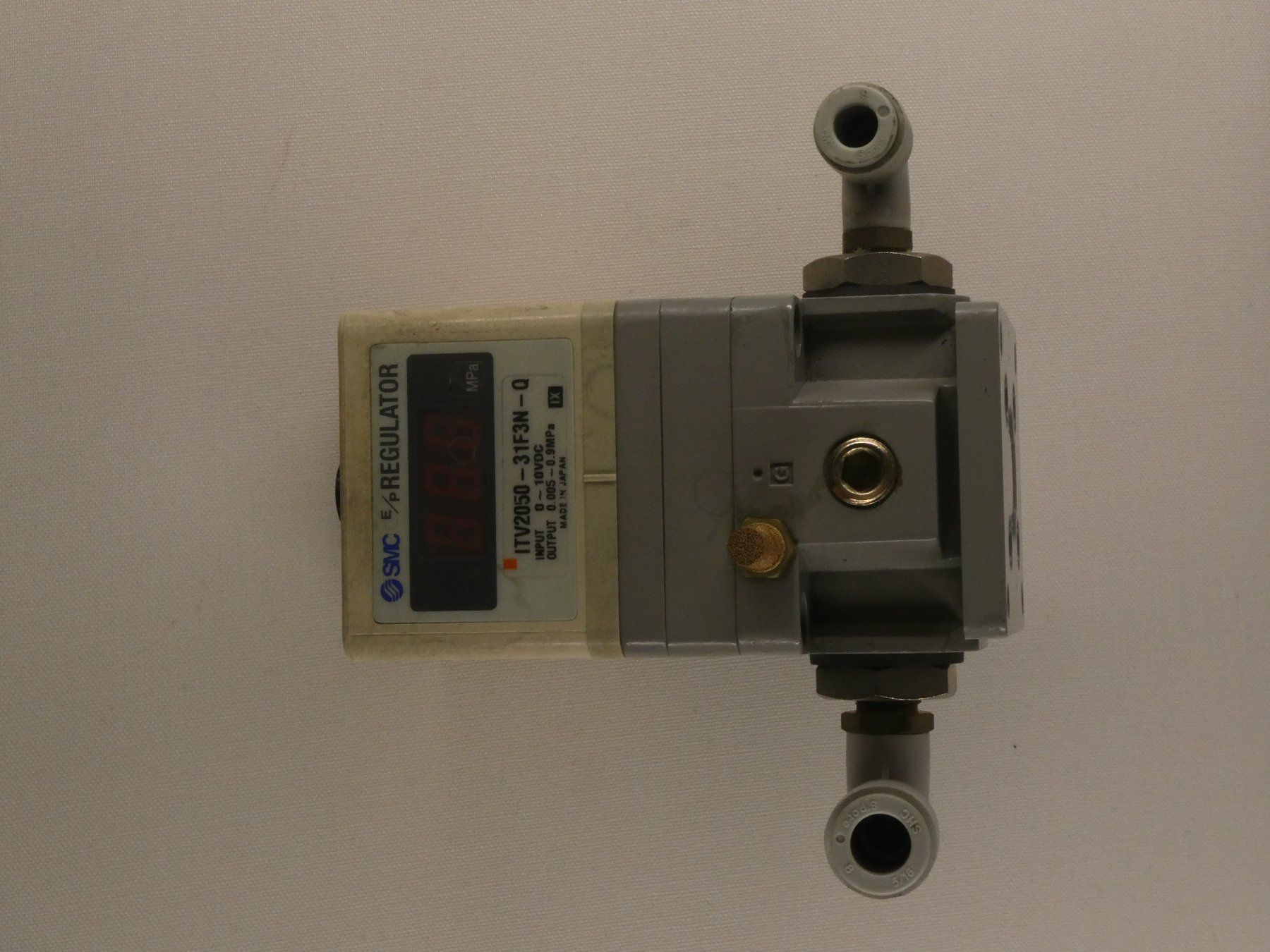 Altro per industria metallurgica: SMC Pneumatikregler, Druckregler – Usato da Fulenbach venduto da Hach0 4