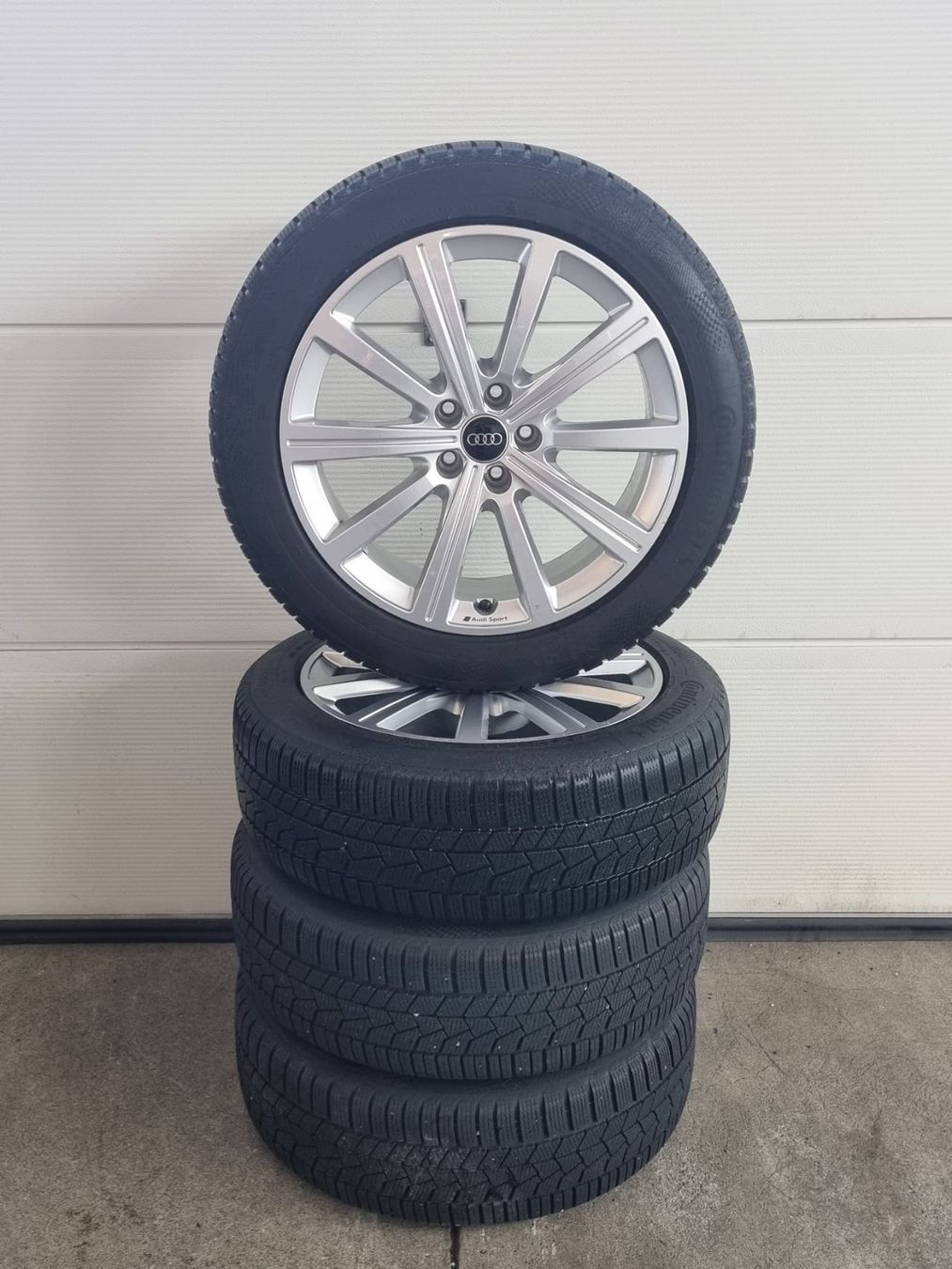 Audi Pneumatici & Ruote complete: Audi RSQ3 Winterräder 19 Zoll – Usato da Kirchdorf AG venduto da Cartastic_AG