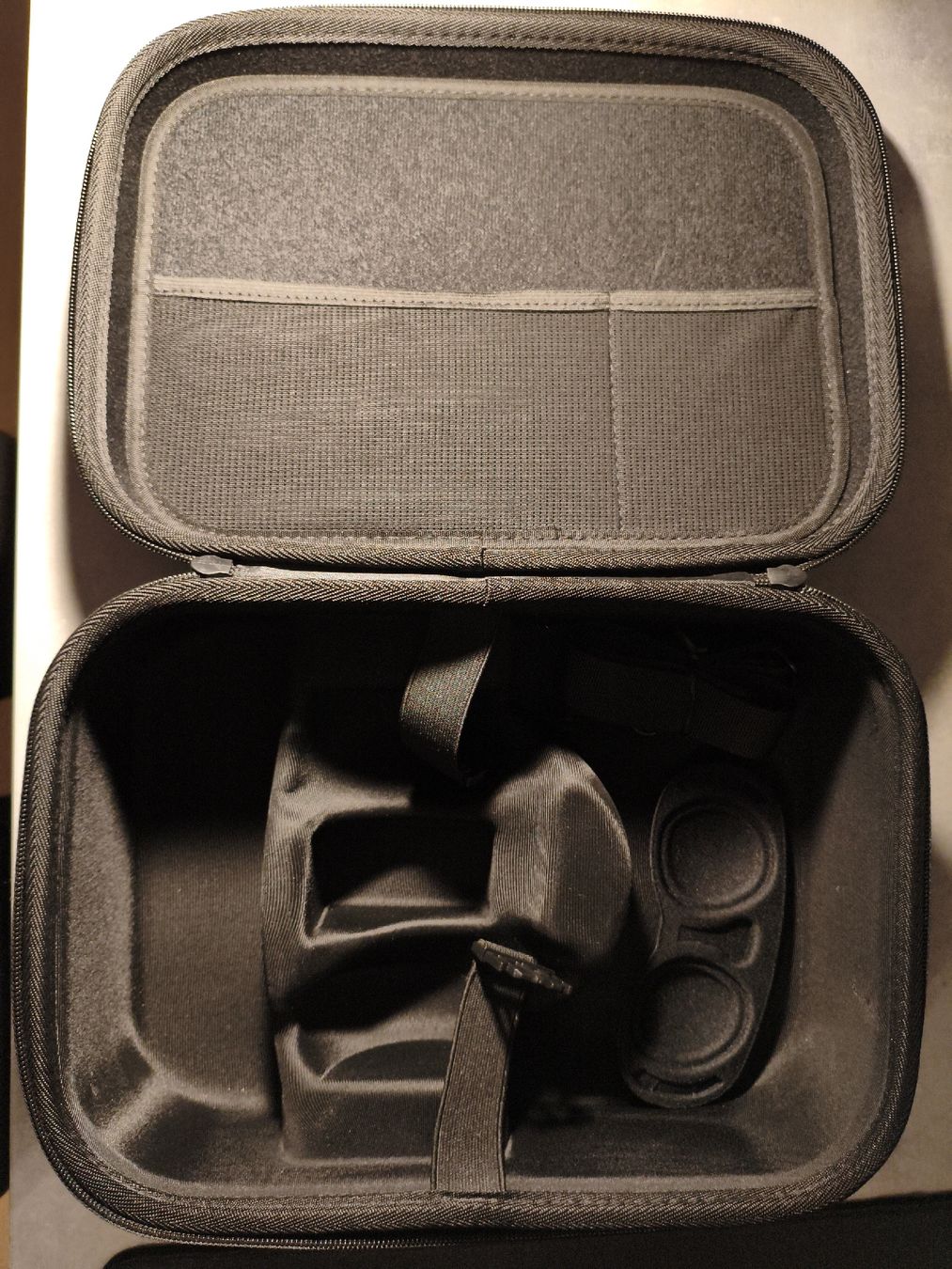 Borse: VR-brillen Schutztasche – Nuovo (secondo la descrizione) da Zofingen venduto da EugenSpb 1