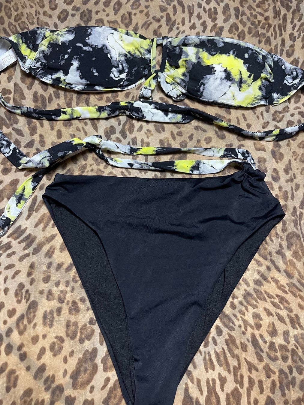 Costumi da bagno & Bikini: Costume da bagno con strisce – Nuovo (secondo la descrizione) da Gordevio venduto da LanaZimm 2