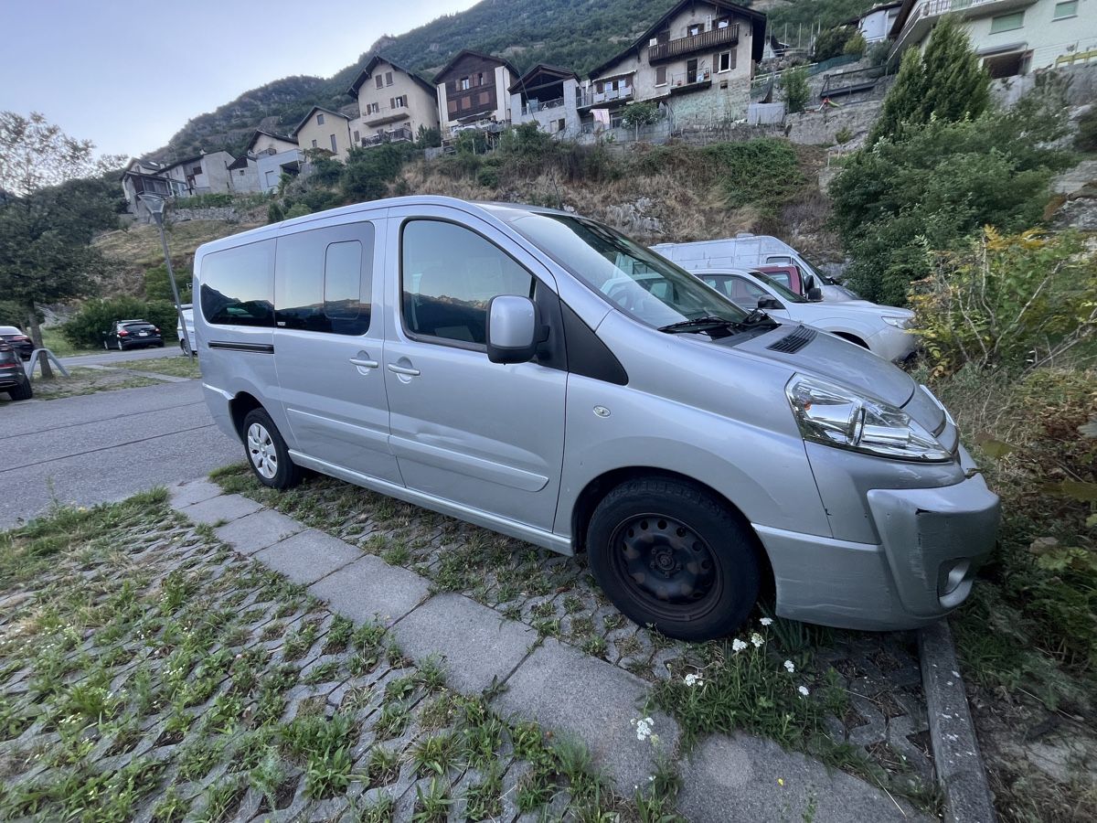 Citroën Autos: Citroën Jumpy 2.0 HDi, fourgonnette 2 places – D'occasion à Fully par 4-beiner 2