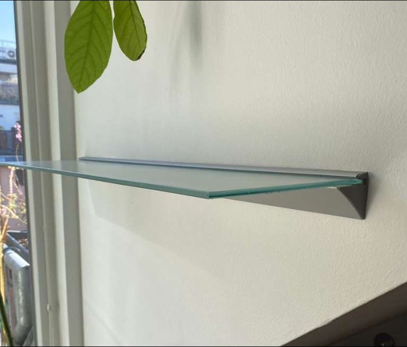 Fabelhafte Ikea Glasregal Wand Bildernull
