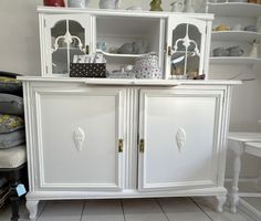 Buffet 2-teilig, 20er-Jahre, weiss lackiert - Verkaufsfläche