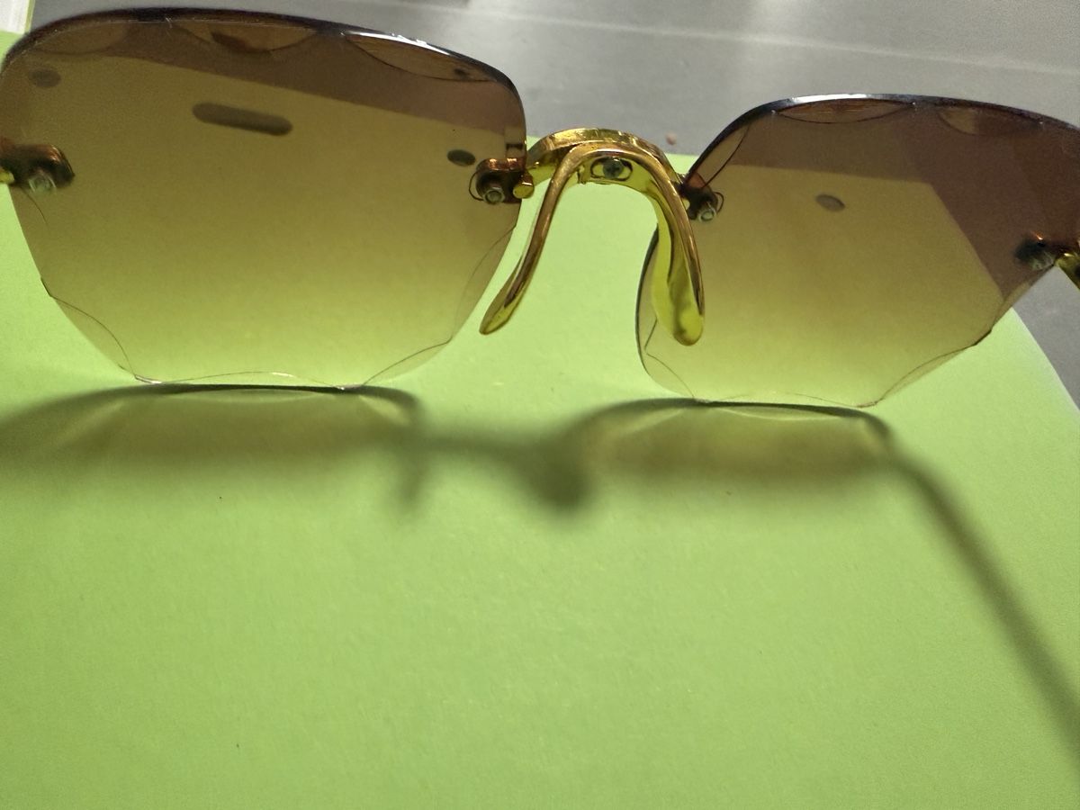 Lunettes & Verres: Sonnenbrille, goldfarben – Neuf (Voir description) à Zürich par Pingu333 3