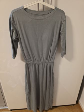 Green long dress from Uniqlo
