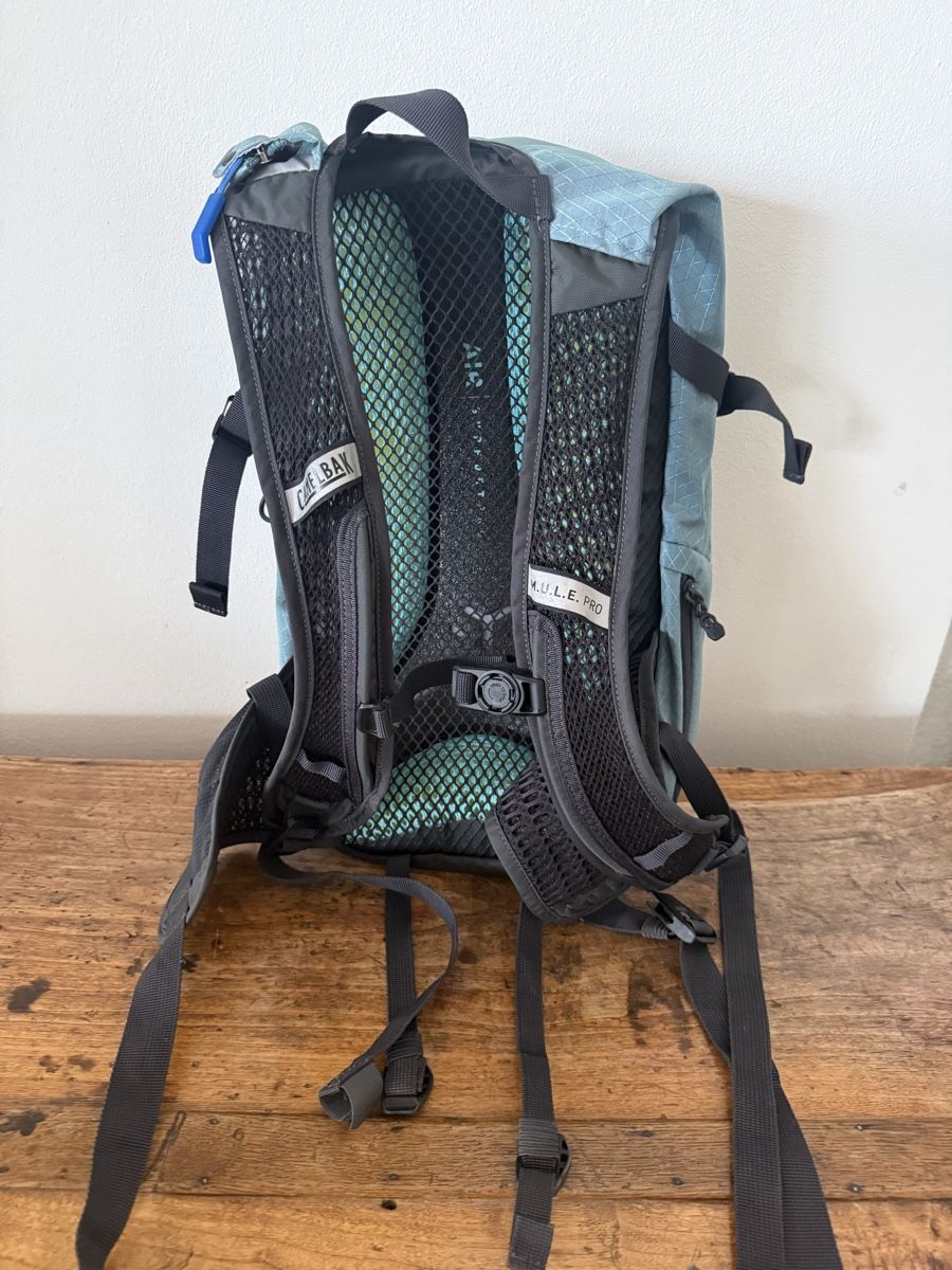 Camelbak Sacs à dos: Camelbak Mule Pro 14 Trinkrucksack – D'occasion à Wolfhausen par lunaire01 1