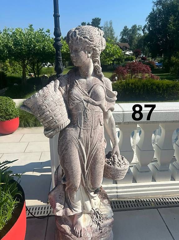 Skulpturen & Statuen: STATUE 155cm – Gebraucht aus Pfäffikon SZ von lar_wl22