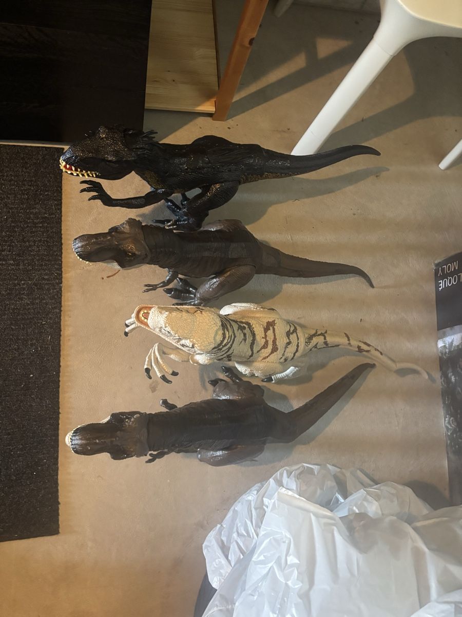Giocattoli: 4 grosse Dinosaurier zu verkaufe – Usato da Beromünster venduto da Ana.8 1