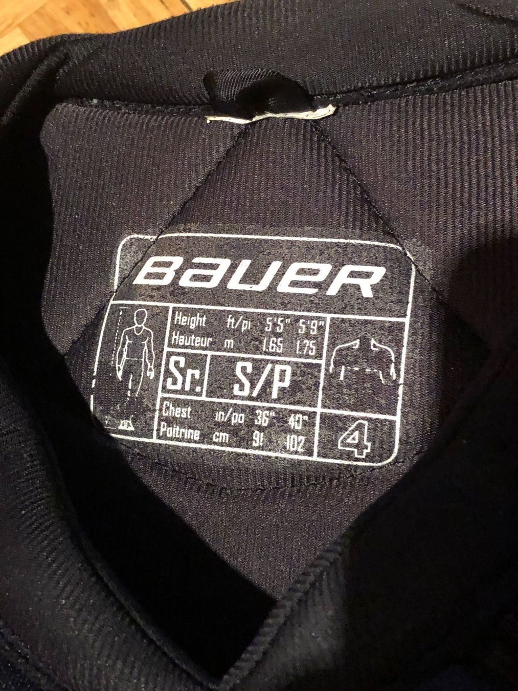 Bauer Protezioni & Imbottiture: Eishockey Ausrüstung – Usato da Arosa venduto da Paklica 6