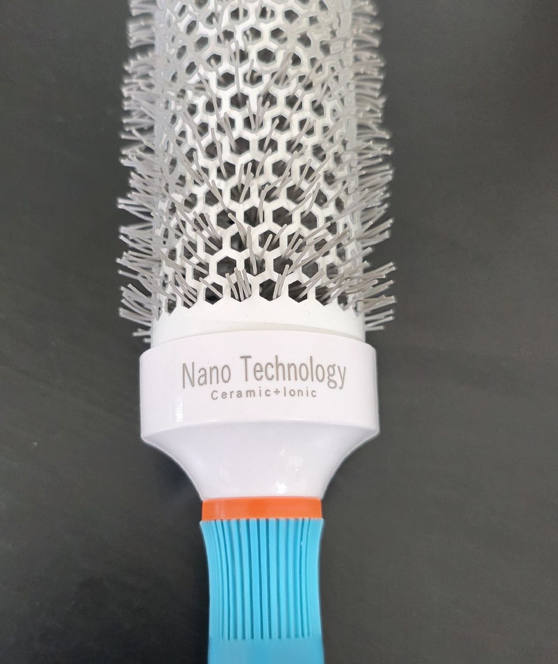 Autres soins des cheveux: Rundbürste Ceramic Ionic Nano 45 mm  – D'occasion à Rheinsulz par Gilea 1