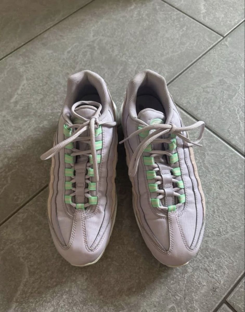 Nike Chaussures femmes: Nike Air Max 95  – Neuf (Voir description) à Roggwil BE par joana.a16 1