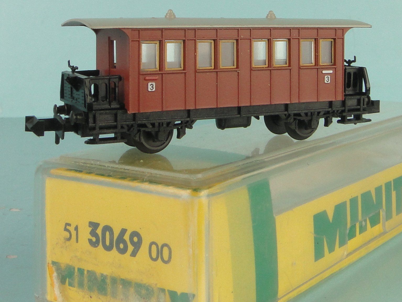 Trix Modellini di ferrovie: Minitrix 3069 Länderbahn Personenwagen – Usato da Bülach venduto da Albitrain