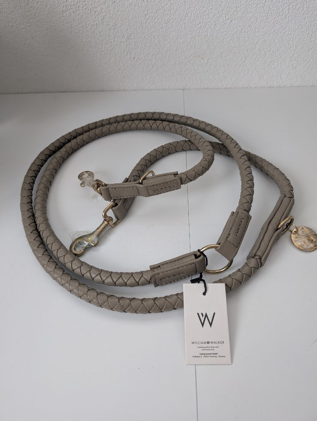 Collier et laisse pour chien William Walker (Neu und originalverpackt) in  Sierre fr CHF 55  mit Lieferung auf Ricardo kaufen