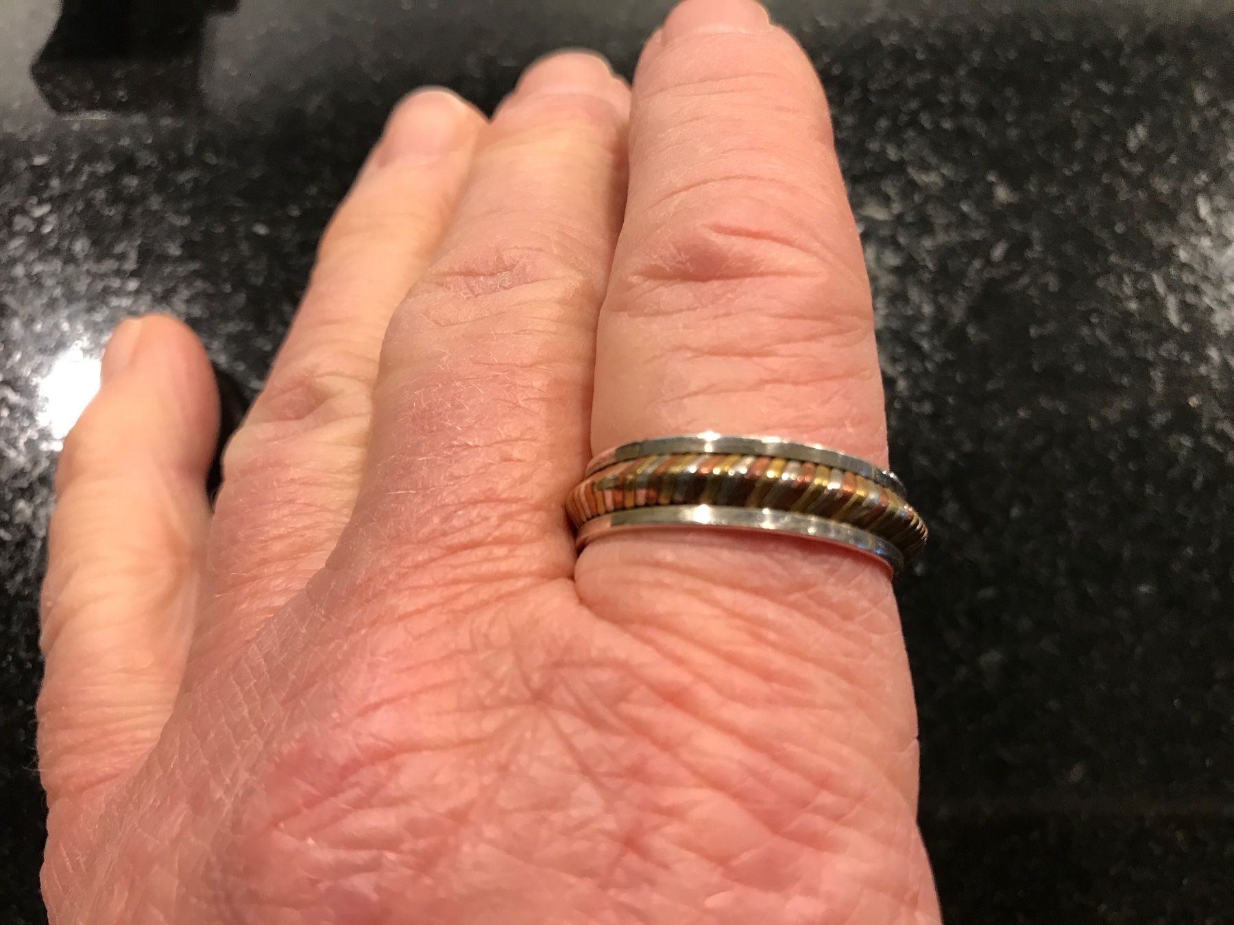 Ringe: Silberring 925 mit beweglichem zweifarbigem Ring – Gebraucht aus Zuzwil BE von feluna3