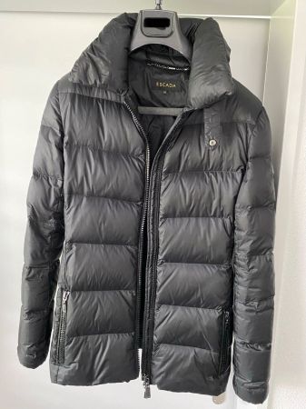 Escada Daunenjacke Nr. 36