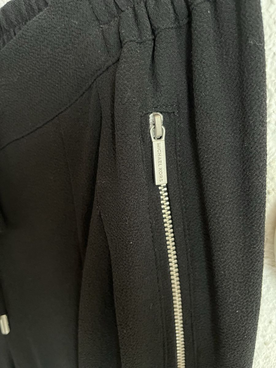 Michael Kors Pantaloni: schwarze Stoffhose - Michael Kors – Nuovo (secondo la descrizione) da Jonschwil venduto da juliana_pluess 3