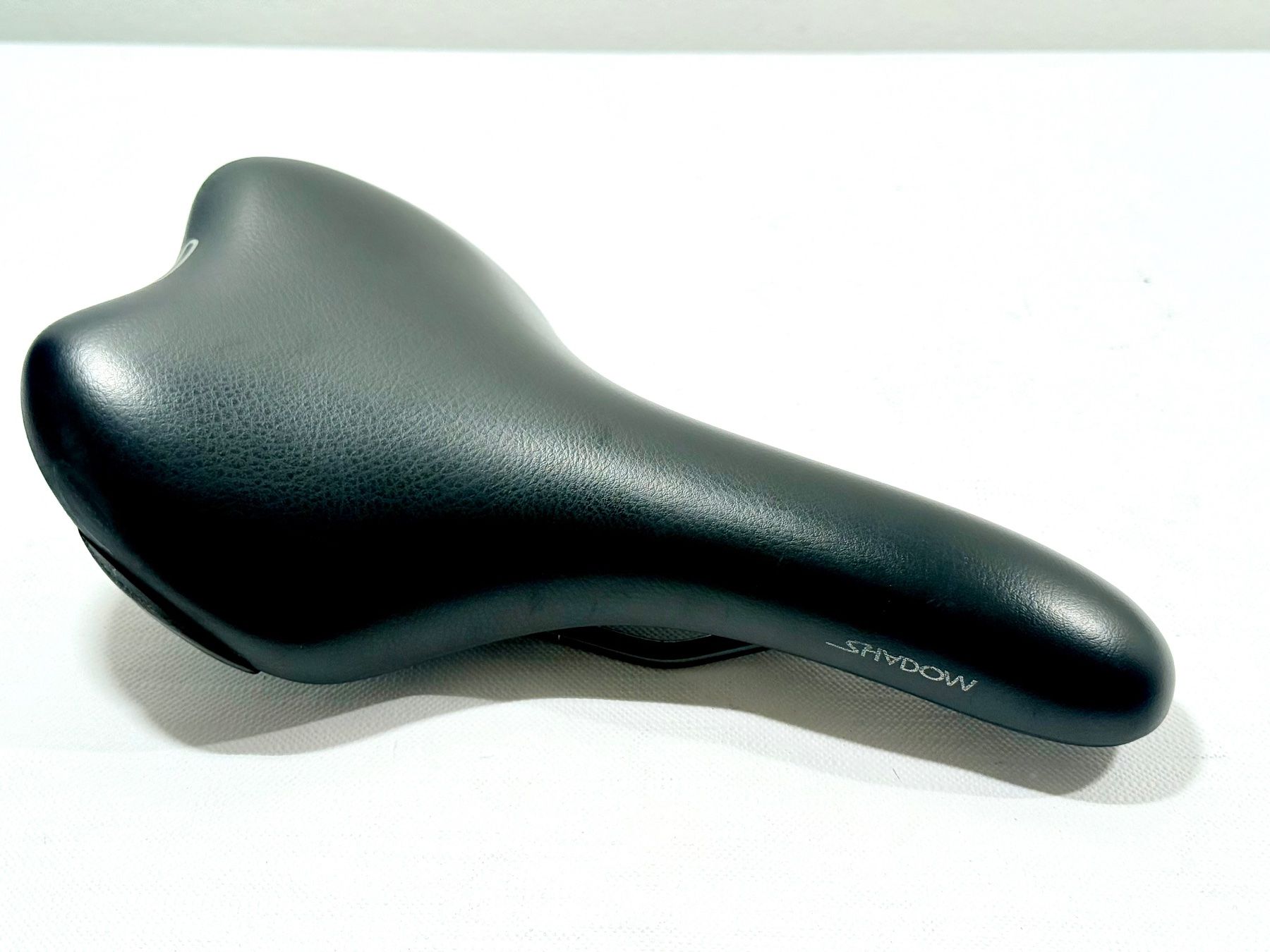 Pezzi di ricambio: Selle Royal SHADOW saddle Sattel 370g TOPZUSTAND – Usato da Luzern venduto da bikeandbeltcom