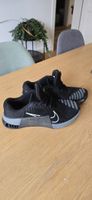 Nike Trainingsschuhe - Grösse 42.5 (US 9) - Sehr guter Zusta