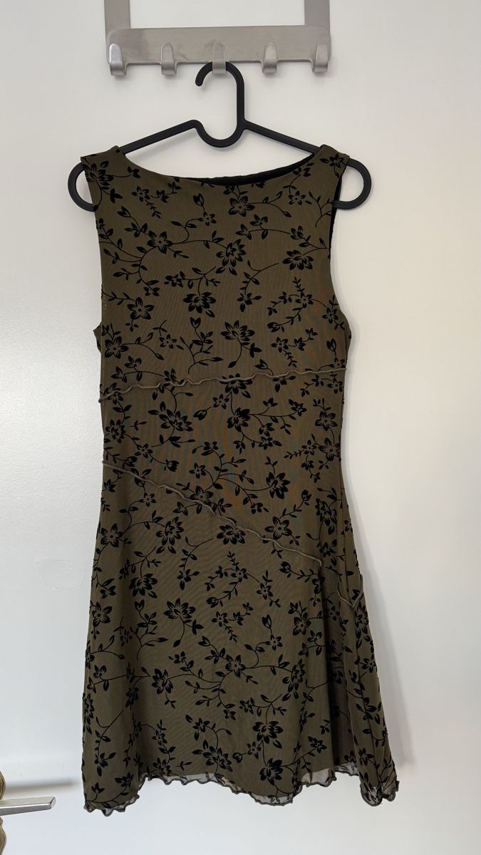 Robes: Green Dress – Neuf (Voir description) à Dübendorf par maf_6tqh