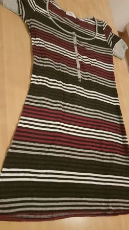 Robe légère et fluide taille 34 marque Etam