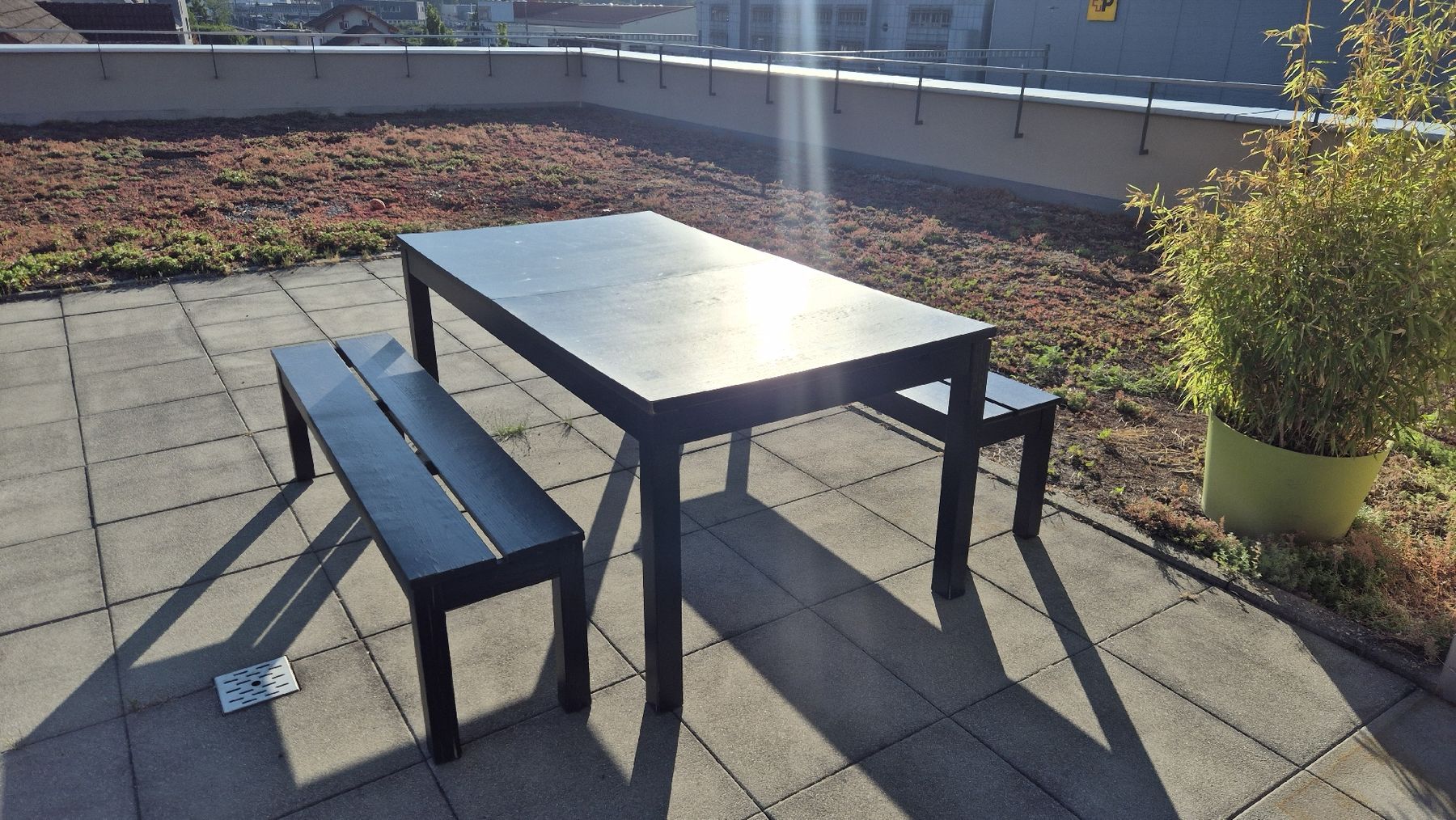 Set di tavolo e panche: Gartentisch mit 2 Bänken aus Holz – Usato da Mägenwil venduto da thomii99