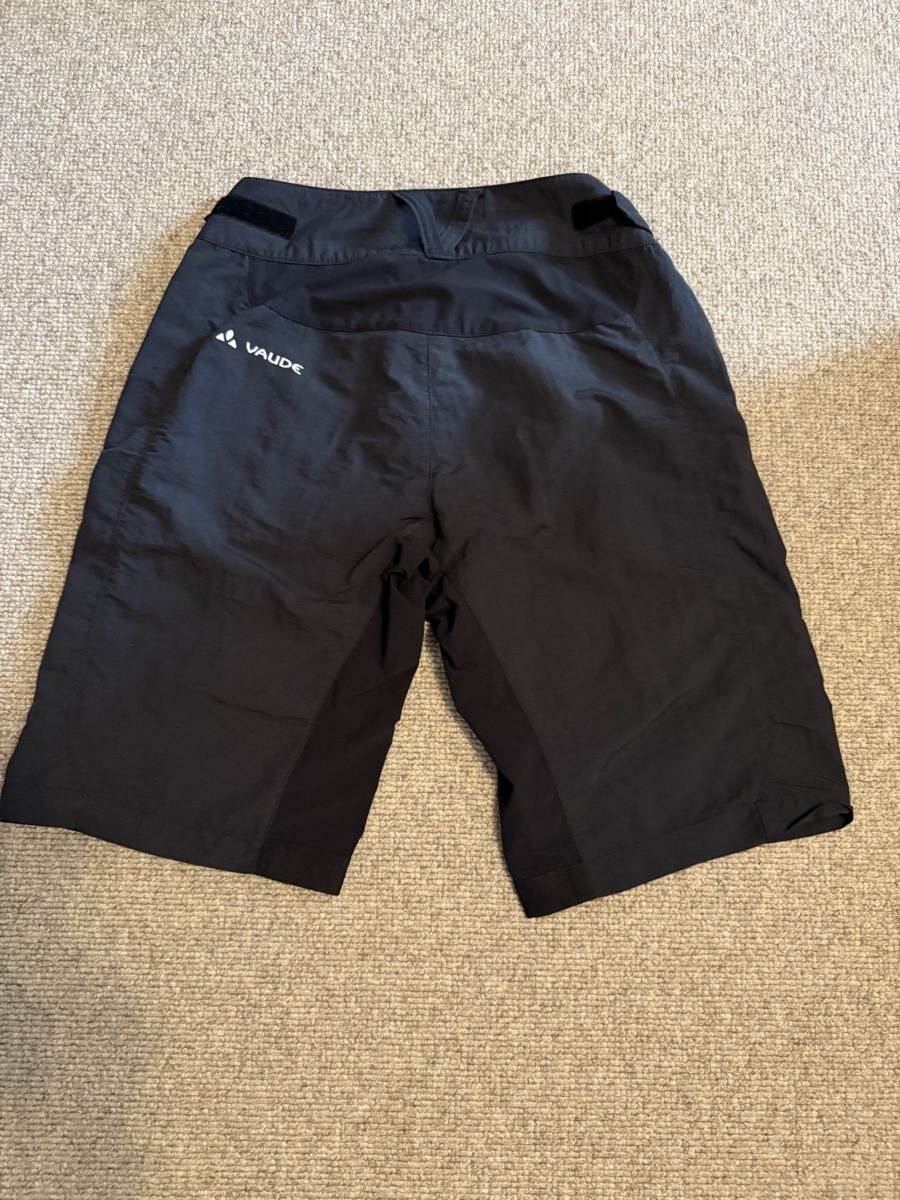 Vaude Pantaloni: Vaude Womens Siros Short Velohose – Usato da Cham venduto da carmenblacky 1