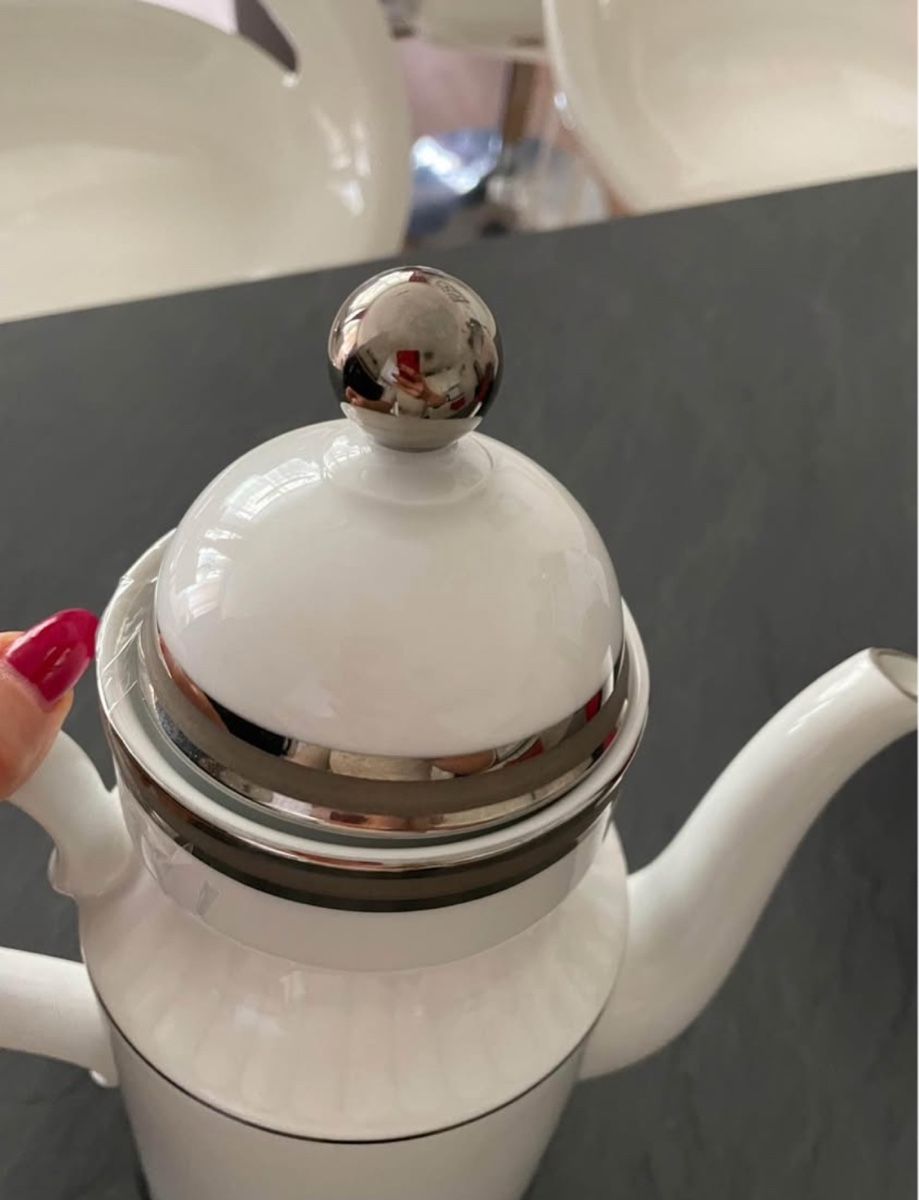 Teiere: Elegante Kaffeekanne Weiss Silber Dekor – Nuovo (secondo la descrizione) da Buchs AG venduto da vec_82fw 3