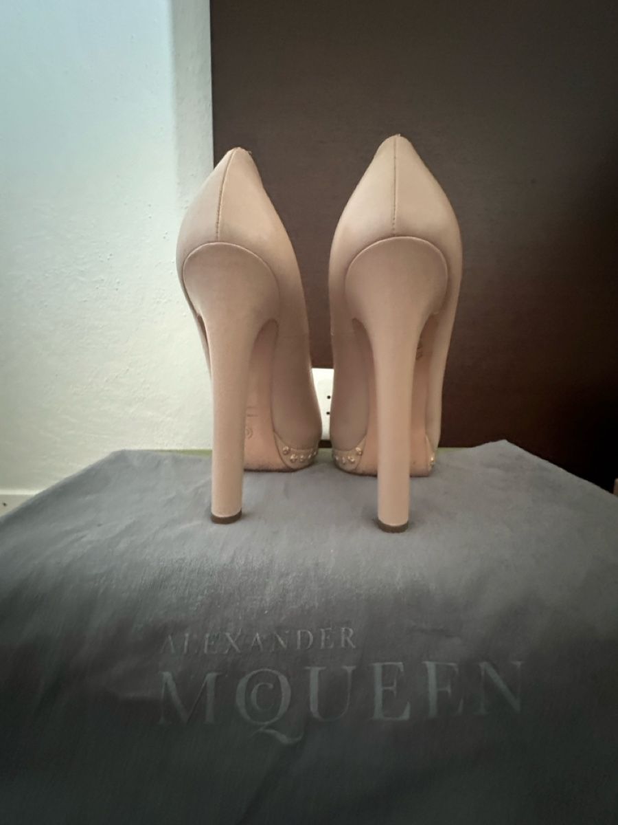 Alexander Mcqueen Scarpe da uomo: Schicke Mcqueen Pumps Gr. 39 – Usato da Jonen venduto da dibbern 5