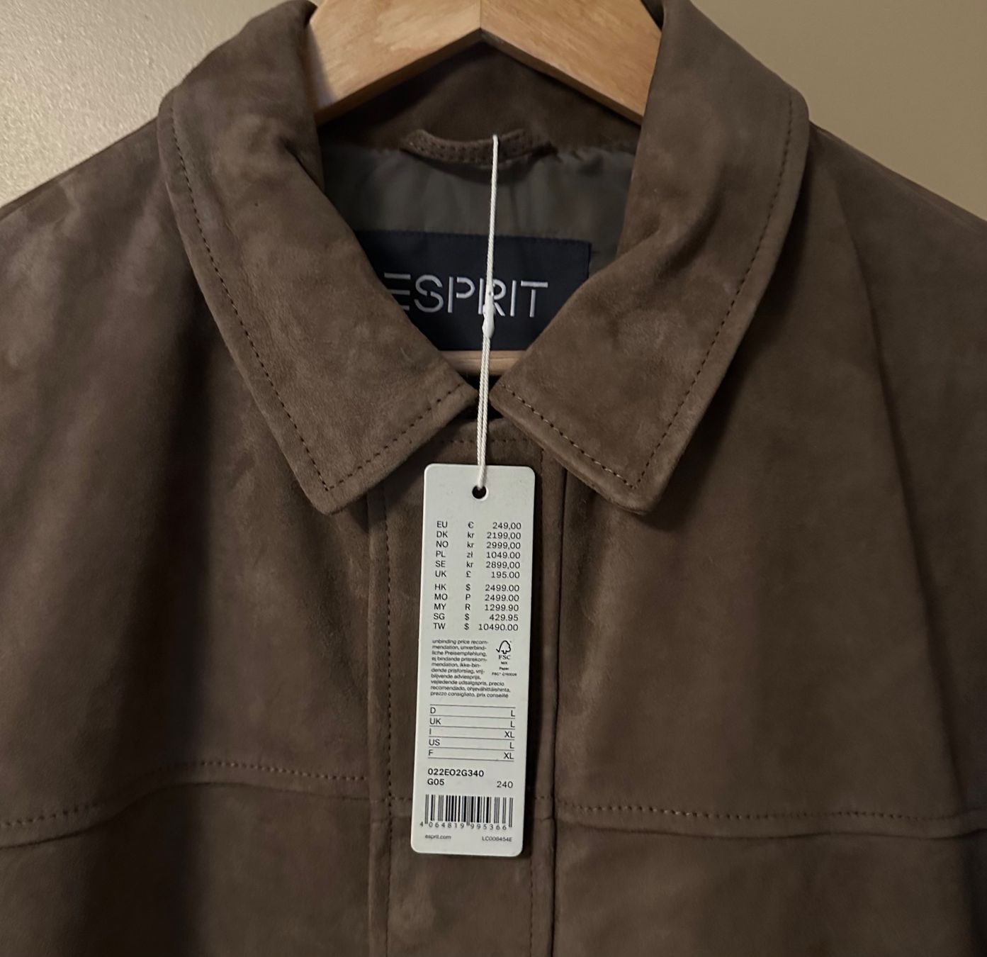 Esprit Jacken: Jacke aus 100% Veloursleder – Neu und originalverpackt aus Wittenbach von bes_k8vr 8