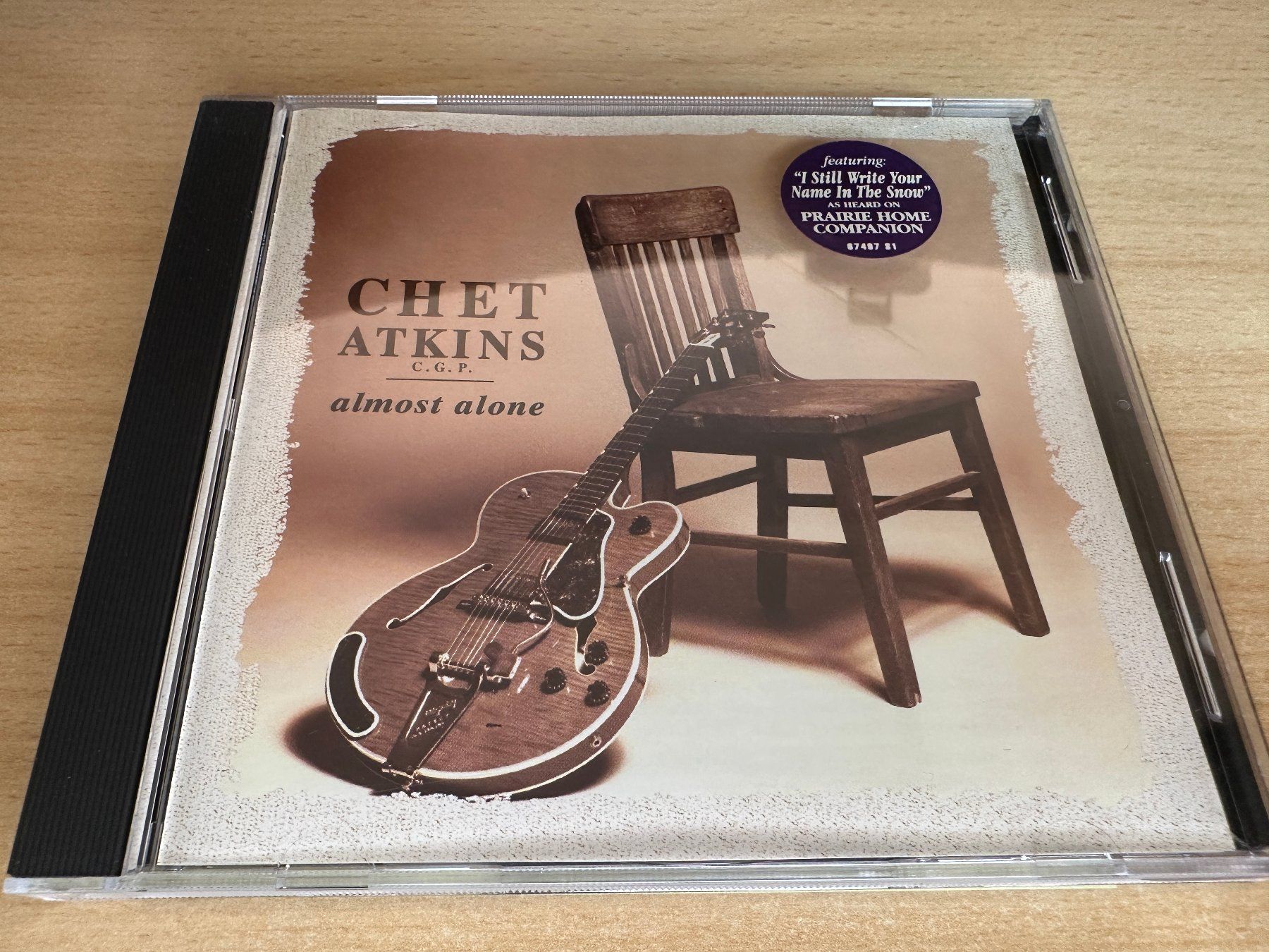 CD: Chet Atkins C.G.P. – Almost Alone – Usato da Rikon im Tösstal venduto da Alpenmutz