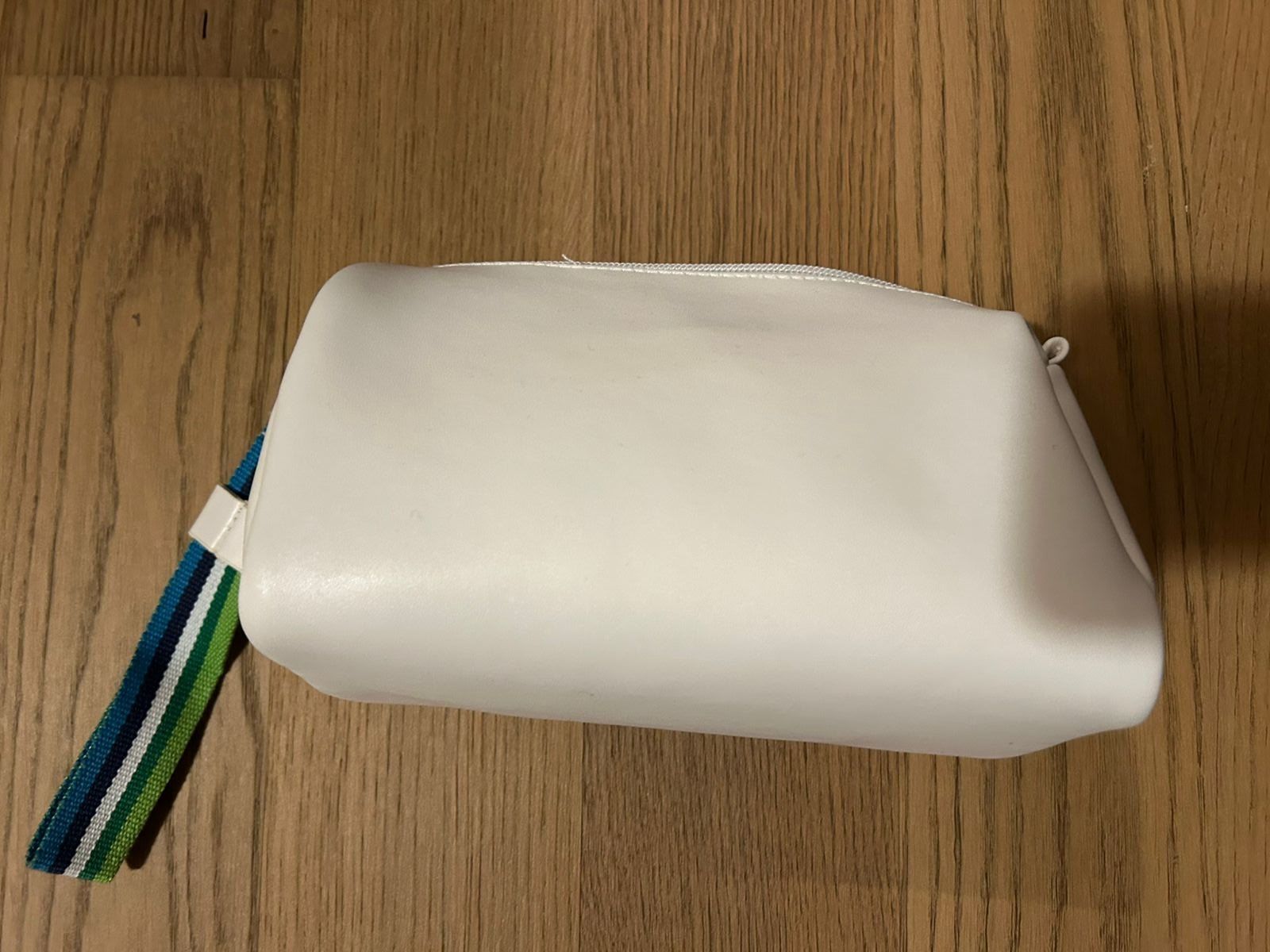 Borse: NEW - Travel & toiletries pouch – Nuovo (secondo la descrizione) da Zürich venduto da aygo_a 1