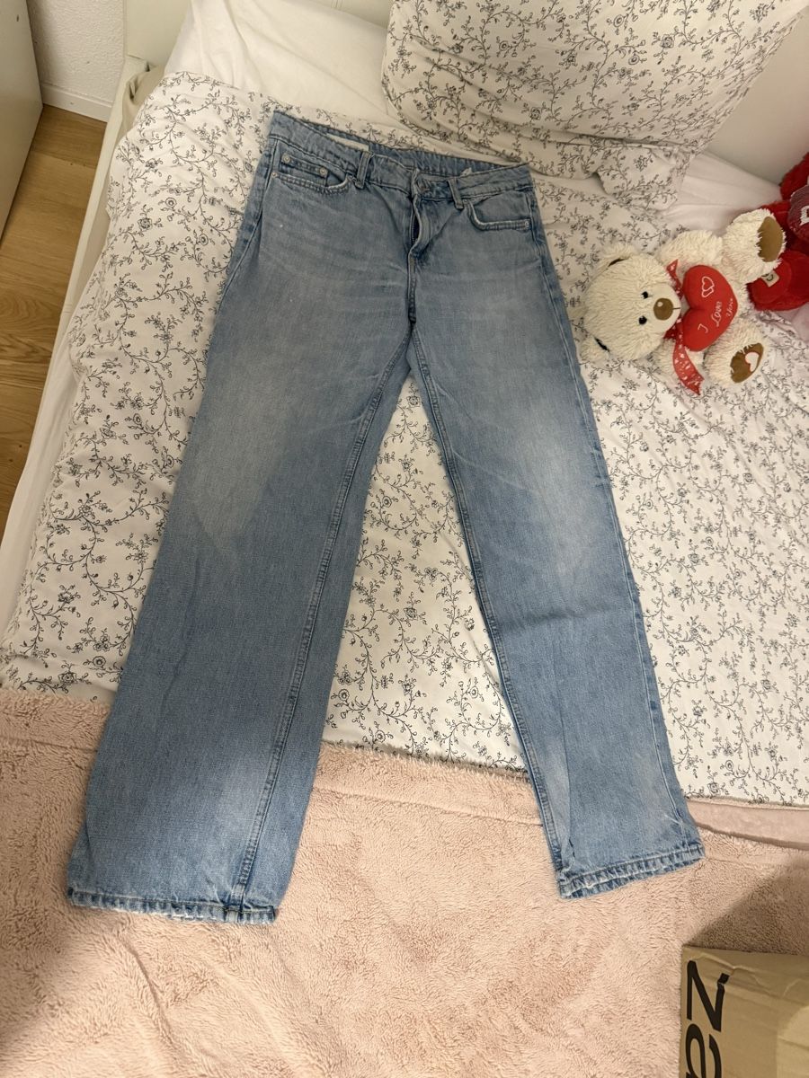 Zara Jeans: Zara low waist jeans – Usato da Bützberg venduto da mor_f2hd