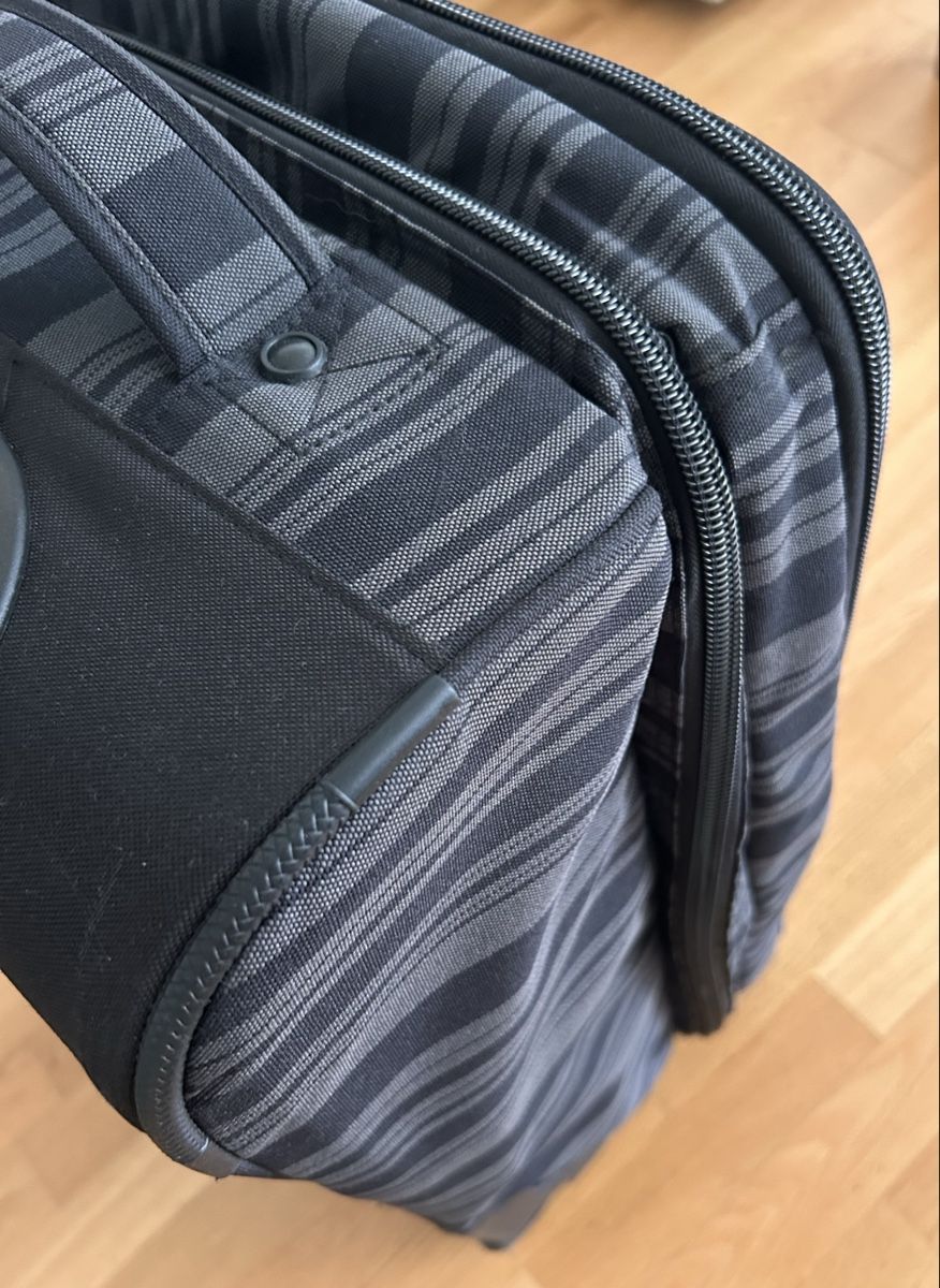 Dakine Reisekoffer: Reisekoffer von Dakine – Gebraucht aus Basel von MyAn 7