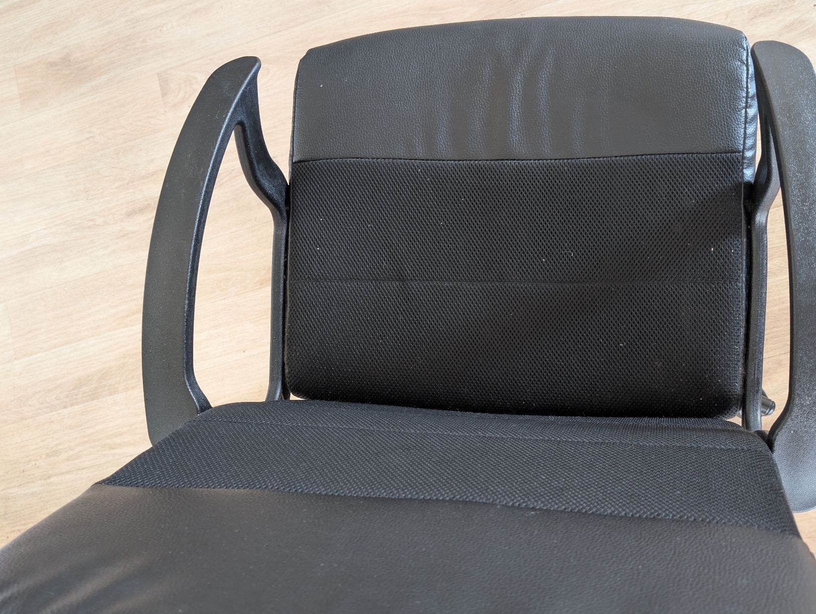 Ikea Poltrone: Büro 1 – Usato da Dübendorf venduto da Florim07 1