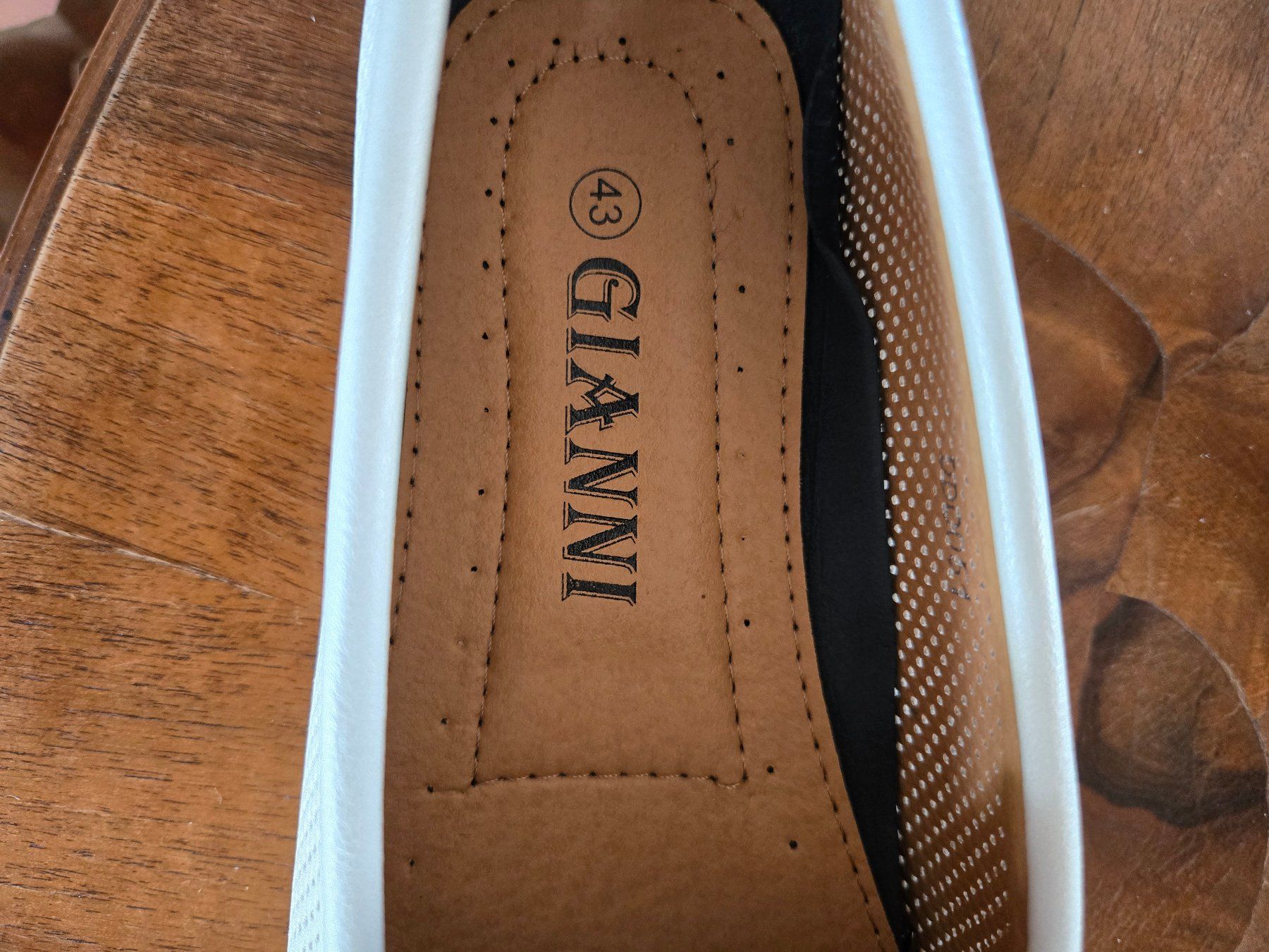 Chaussures hommes: Moccasins weiss Herren Grösse 43 – D'occasion à Ascona par Topolinowatch 3