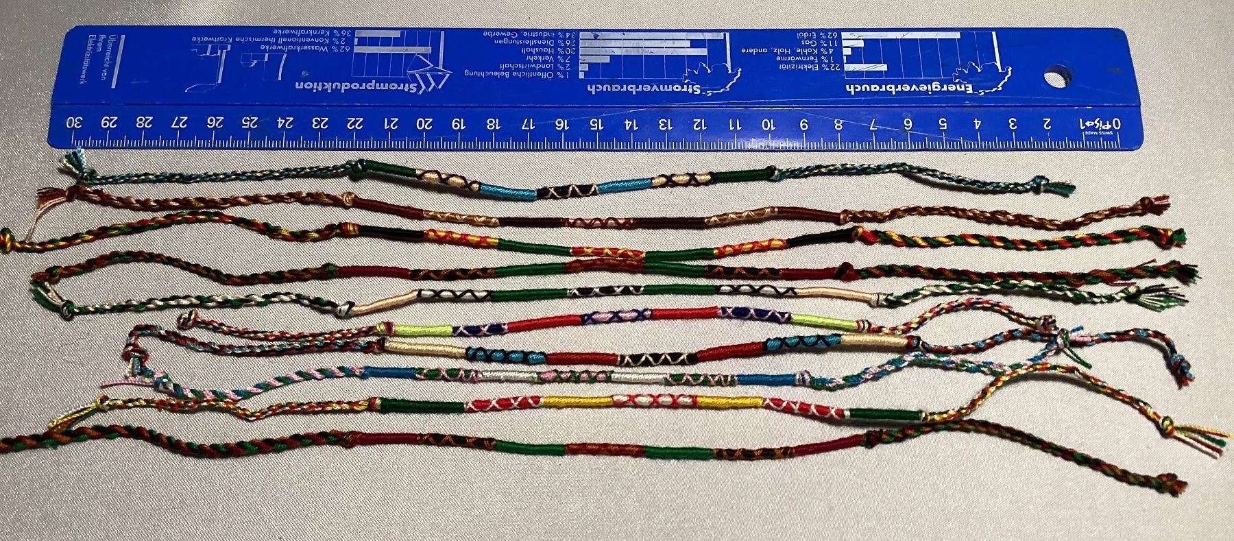 Armbänder & -reifen: Boho Freundschaftsarmband  - Preis pro Stück – Neu und originalverpackt aus Laax von Kiki_Kingdom 2